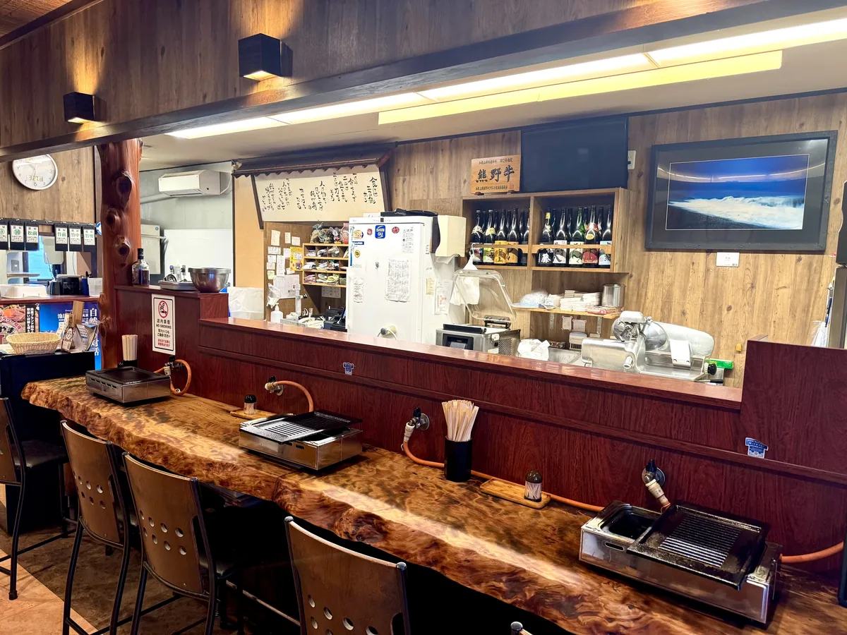 Counter seats at a single-slab counter